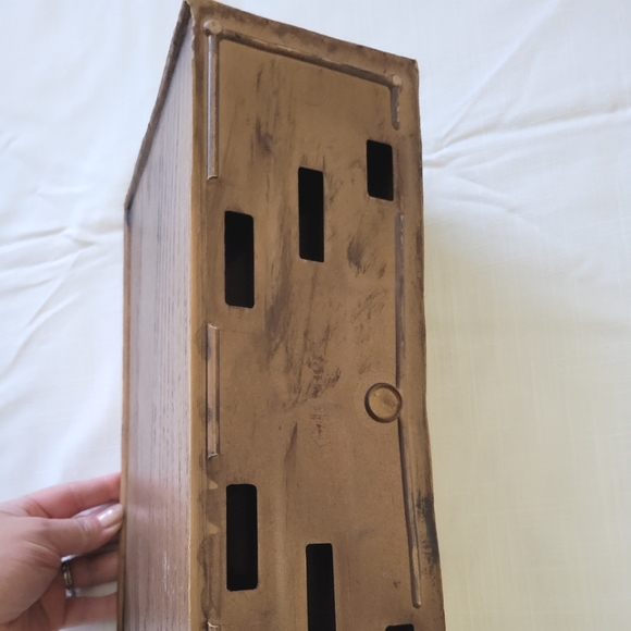 Vintage Faux Wood Dest Organizer. Beautiful Carved Design 1960's-70's - Picture 6 of 10